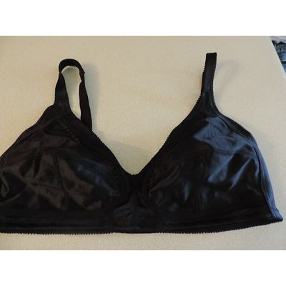 Cute Queen Black NO-PADDING BRA WIRE-FREE 40 B ~NWT~